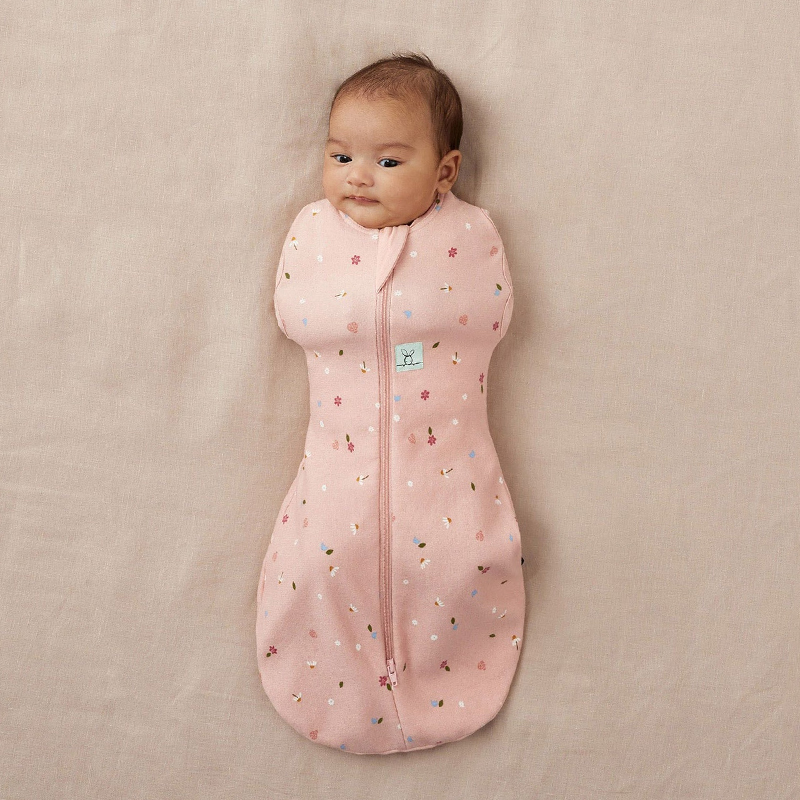 ergoPouch Cocoon Swaddle Bag 1.0 Tog Daisies
