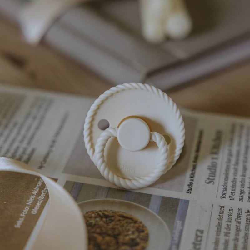 FRIGG Pacifier 2 Pack Latex Rope - The Infant Boutique