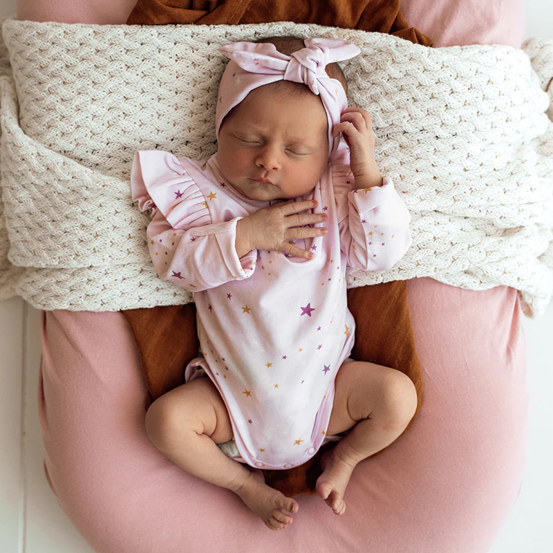 Snuggle Hunny Long Sleeve Bodysuit Twinkle - Image 2