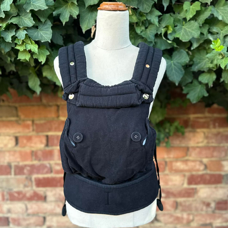 Pre-loved Portier Limiltess Baby Carrier Jet Black