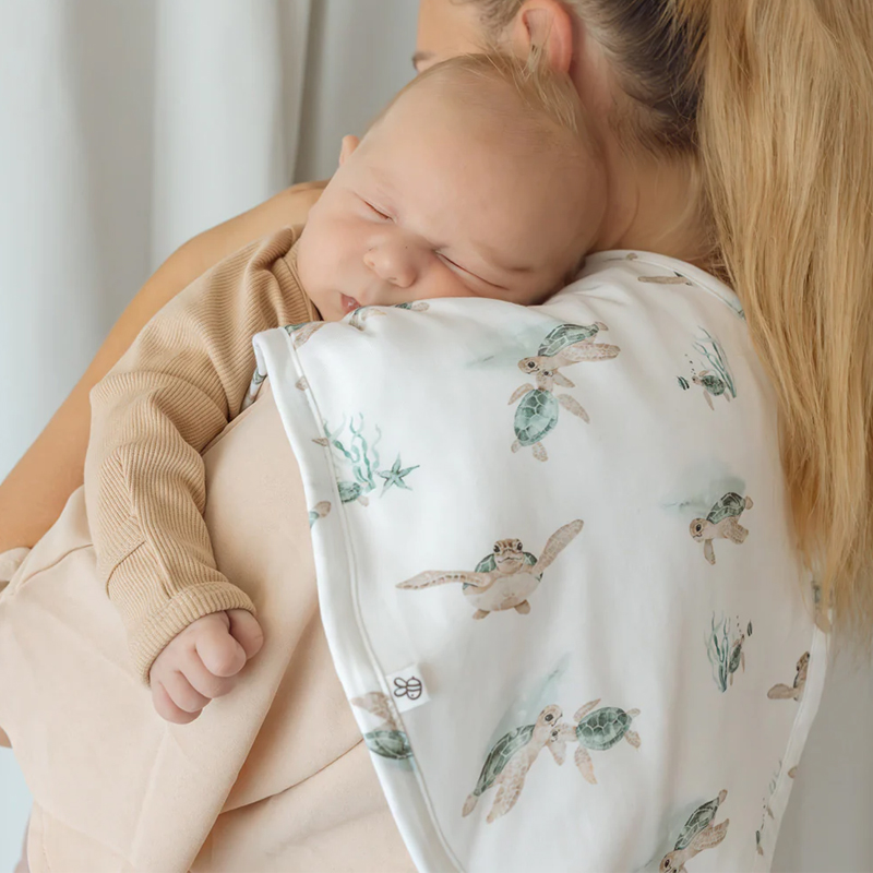 Snuggle Hunny Organic Cotton Burp Cloth Turtle