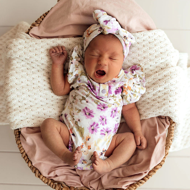 Snuggle Hunny Short Sleeve Bodysuit Isla