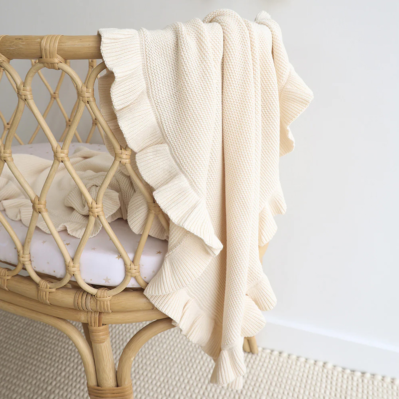 Snuggle Hunny Ruffle Knit Baby Blanket Cream
